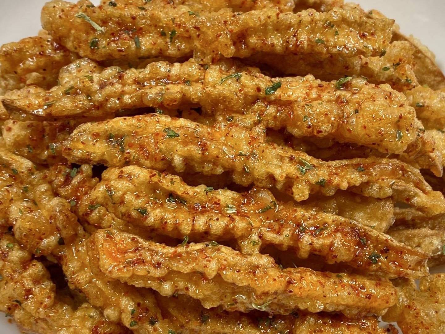 椒盐杏鲍菇：一口酥脆，吃出满屋生香