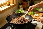 西兰花炒肉片，记住三个关键，脆嫩又下饭