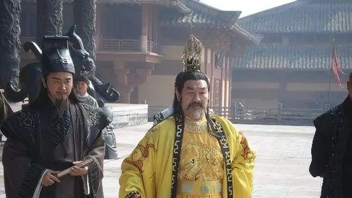 王世充粮尽援绝，为何宁降不战？