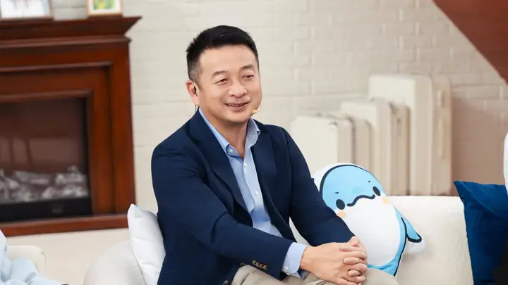 梁建章：国家育儿补贴应达数千元 发放“育儿工资”减轻家庭负担