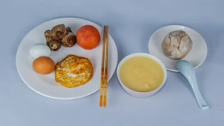 早上吃鸡蛋时,尽量避开这3种食物,别拿健康开玩笑