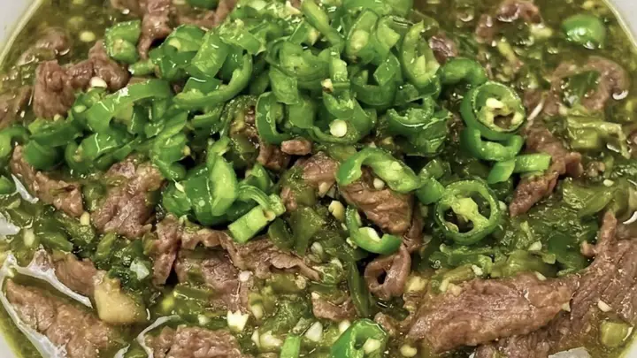 自制烧椒豆花牛肉做法简单香下饭