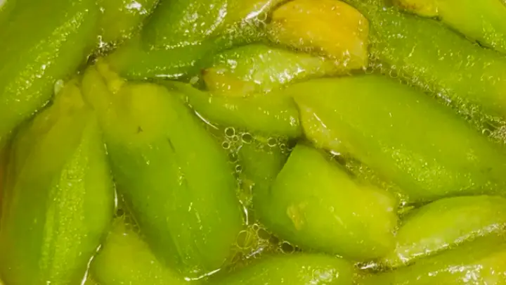 猪油蒜末快炒丝瓜:夏天最治愈的家常美味