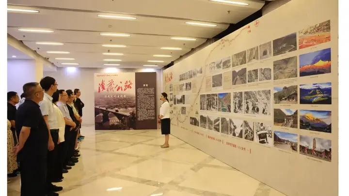 多家媒体聚焦|滇藏公路历史文化主题展开展