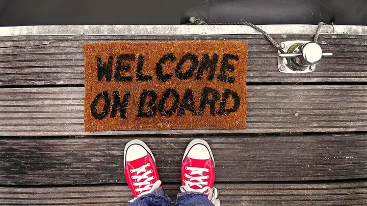 导游欢送词万能公式:回顾+致谢+致歉+祝福,千万别小瞧最后一步