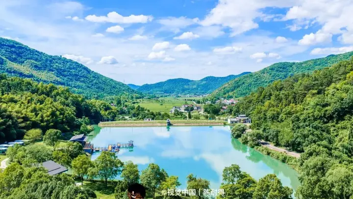 18℃恒温秘境!池州大王洞亿年溶洞避暑攻略,附交通穿搭避坑指南
