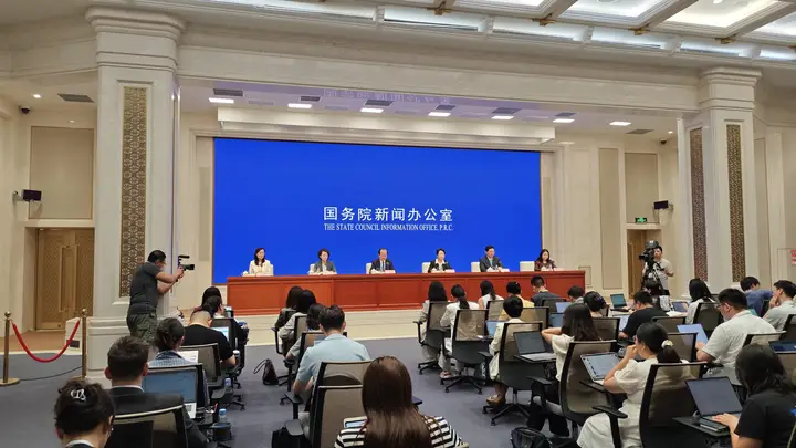 2025年中国新设外资企业破53万家 上半年高技术产业引资同比增33.2%