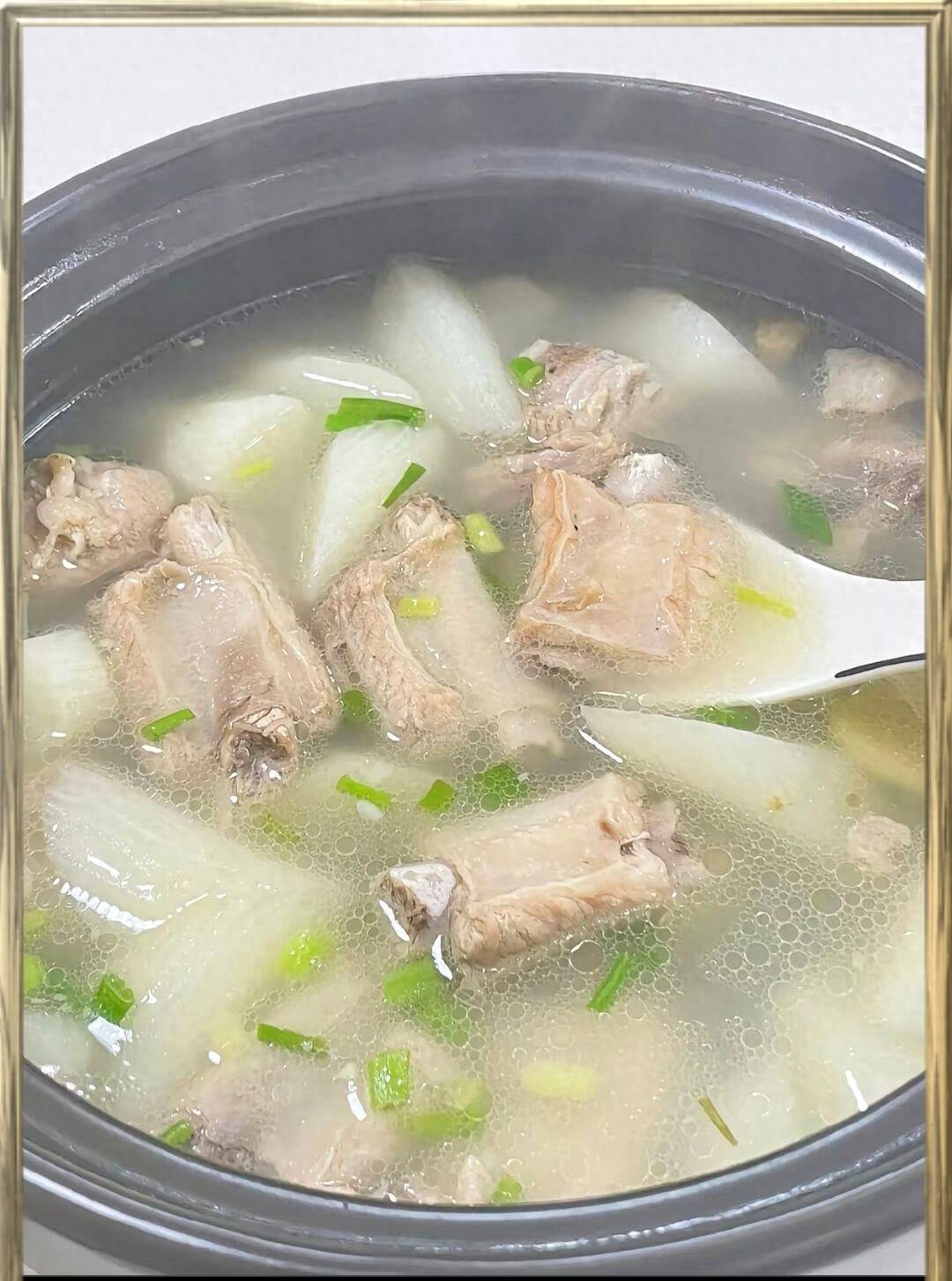 年纪越大越要忌口：少吃绿豆冬瓜，多吃4种，身体强壮，走路带风