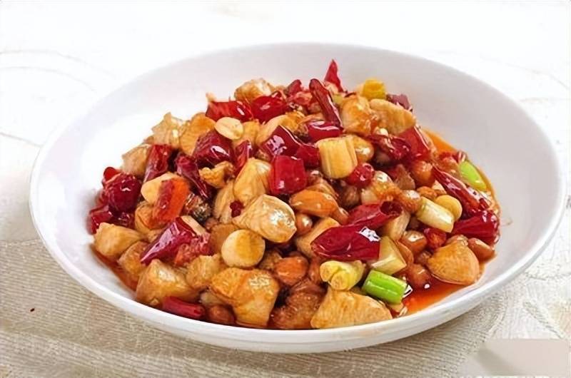 织金宫保鸡丁：黔菜瑰宝的麻辣传奇