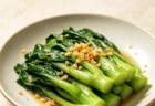 7月XX日（具体时间可补充） 小油菜搭配平菇、豆腐成夏季爆款菜 天然补钙还能通肠道 全家都爱吃