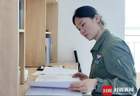 超重本线145分、训练综合排名第一、23岁开运-20， 这位姑娘太飒了！