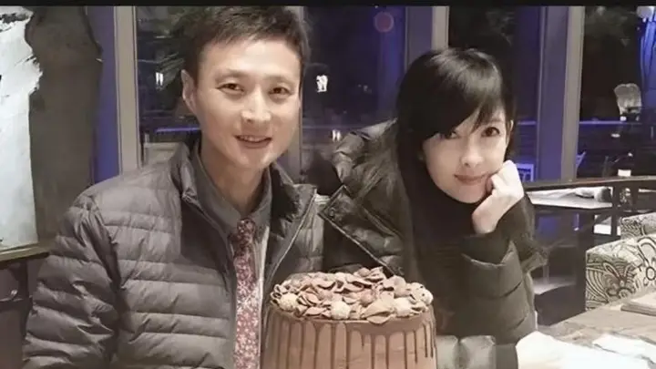 被戴8次绿帽子,三次被捉奸在床,这就是我们“玉女”守卫的爱情