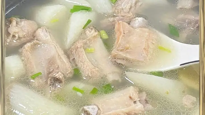 年纪越大越要忌口:少吃绿豆冬瓜,多吃4种,身体强壮,走路带风