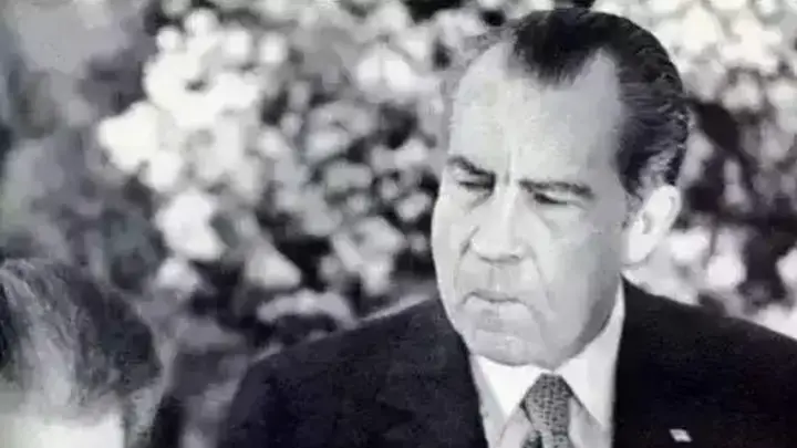 1972年尼克松访华,在国宴上将这道菜全吃光了,此菜更是成了国菜