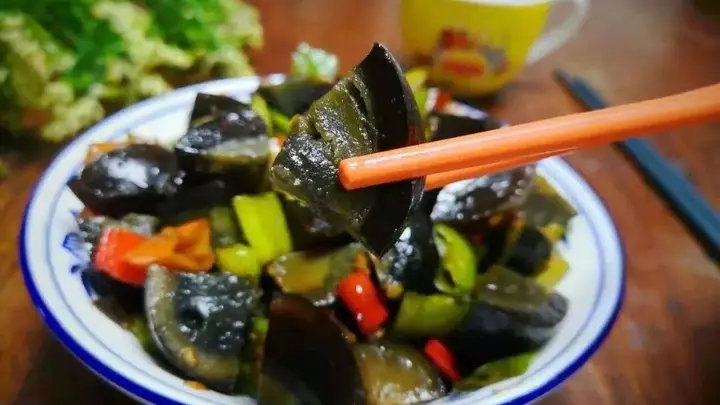 10月28日18点 石县美食体验课邀您学做鲜香诱人的辣椒炒皮蛋
