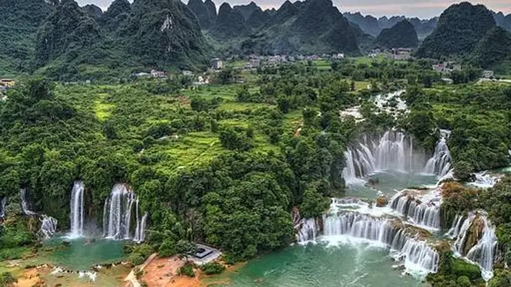 即日起至后续相关节点，[具体地点未提供可留空]将开启旅行社资质筛查与旅游合同审核公益指南活动，四步10-15分钟即可完成基础核验