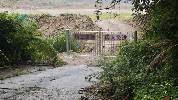 实探宁德时代枧下窝矿：挖机上山、工人接受安全培训，知情人士称已经复产