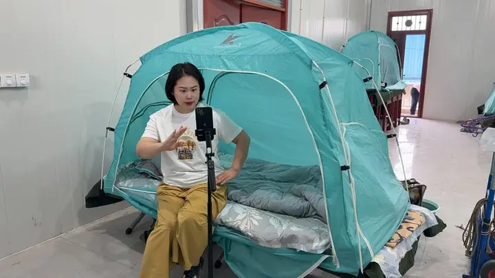 新大众文艺的回响:90后豫剧“女包公”真情告白
