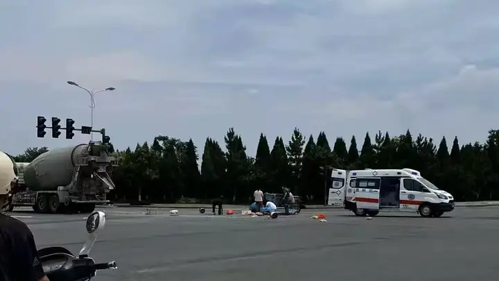 八旬菜农获博主帮助后遇车祸去世,博主自责,菜农孙子:以德报德,不能混淆是非