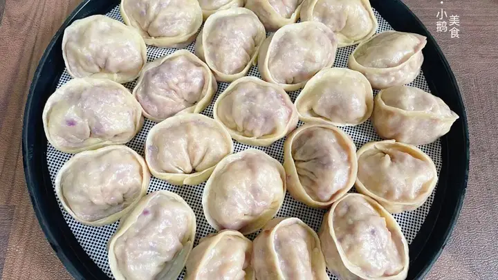 夏天包饺子,这菜调馅太好吃了,清爽又低脂,天热包蒸饺比包水饺更简单省事