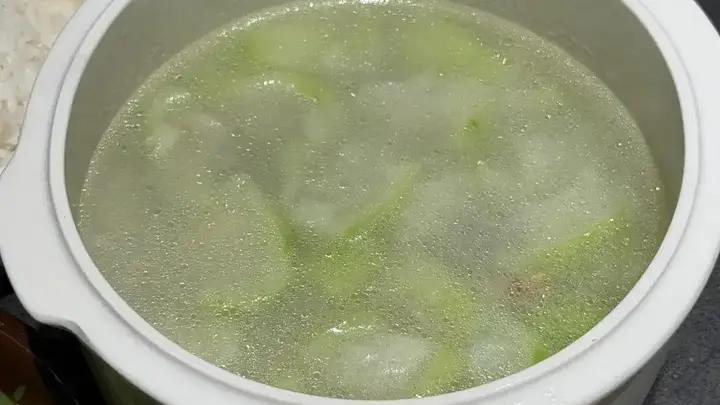 入伏后这菜正当季！润肺排毒杀菌，三道家常菜30分钟搞定，错过太遗憾