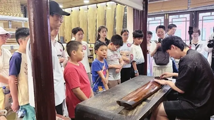 在古文化街“阅读”老字号