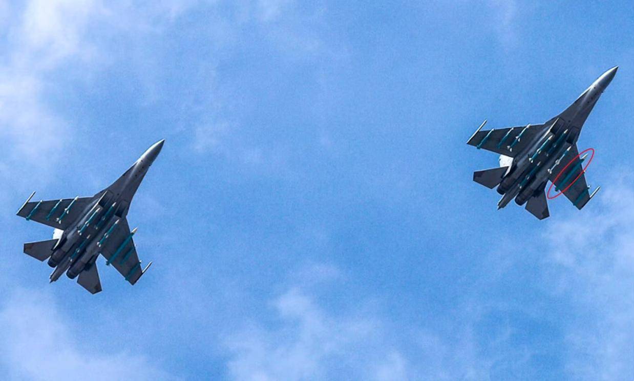 射程是霹雳15的9倍？美军研发新空空导弹，射程号称1800公里