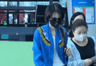曾沛慈结束《乘风2026》工作后现身 丈夫跟在身后非常低调
