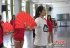 浙江青田华侨华裔新生代感受中华文化魅力