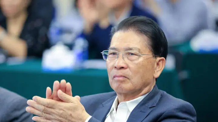 美的空调欧洲卖断货，2000亿何享健赢麻了