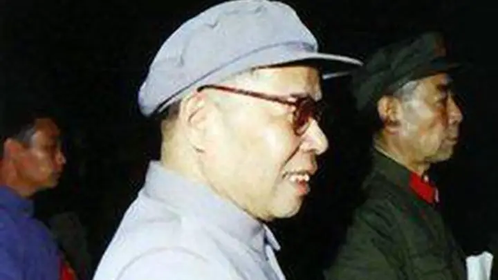 杨尚昆出国,体检时间排在陈伯达前面,陈伯达大怒:谁安排的?