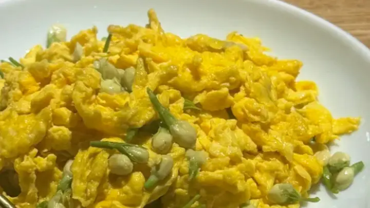 含苞入馔！手把手教你做地道云南茉莉花炒蛋