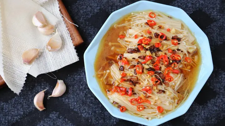 鸡汁蒜蓉金针菇:清鲜快手,治愈日常的人间小味