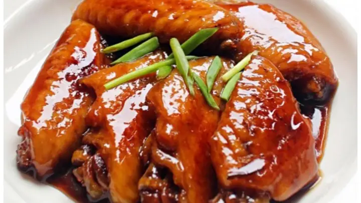 5月20日10点 石泉广场“慢烹烟火 品味温柔”可乐鸡翅烹饪体验活动启幕