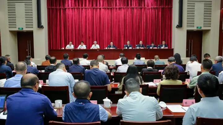 “迅速掀起扫黑除恶新一轮攻势”!多省份密集部署,公布举报方式