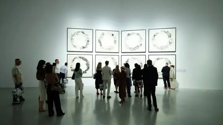“两个根长出一片叶子” 两场中欧艺术展在江苏太仓启幕