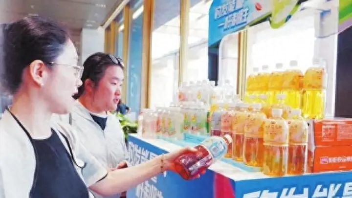 低价进军电解质水 盼盼食品“补水”上瘾