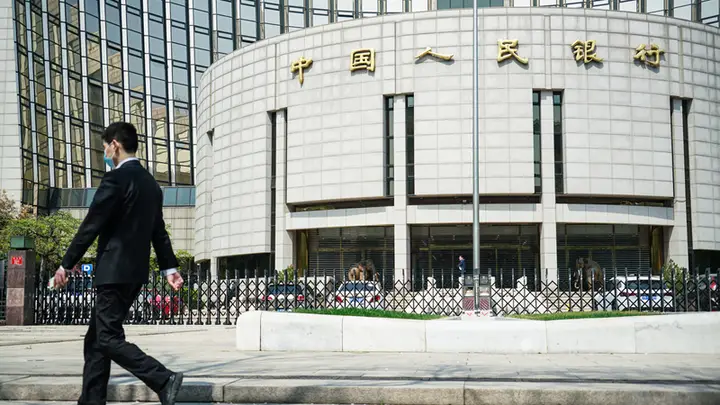 LPR连续14个月不变,降息窗口何时开启?