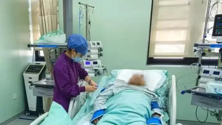 兼职时患热射病、多脏器衰竭 20岁学生将公司告上法庭获赔偿113万