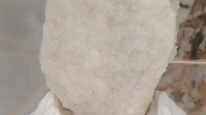 捡个盐块带回家留作纪念?景区回应