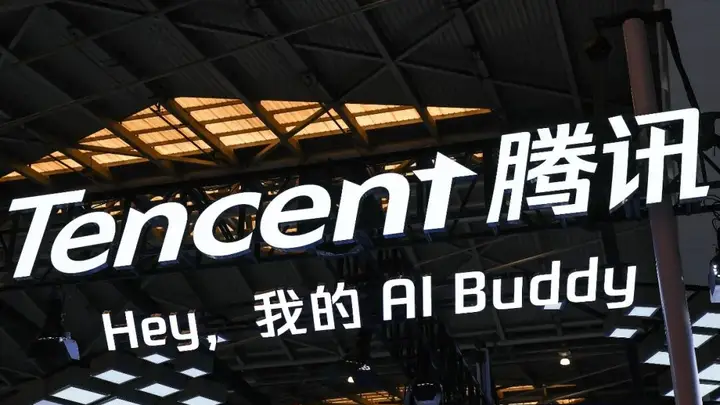 3 个月烧掉 105 亿,腾讯急了