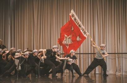 上海歌舞团重构20年前经典舞剧《天边的红云》