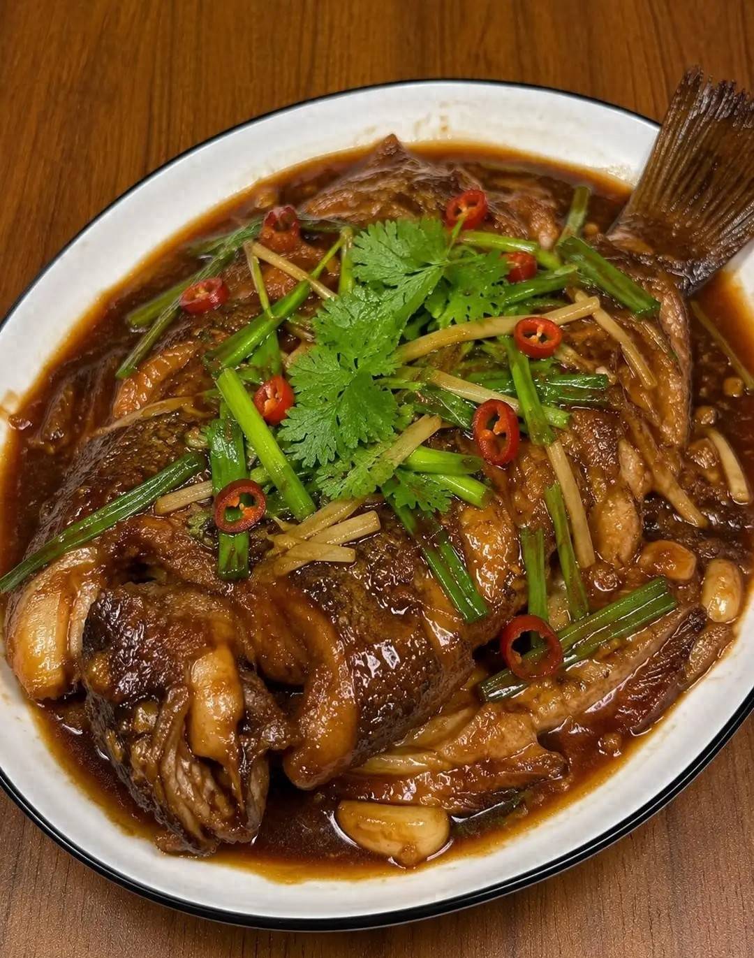 “夏吃鱼，赛过鸡”！小暑前后，这3种鱼要多吃，刺少肉嫩蛋白高