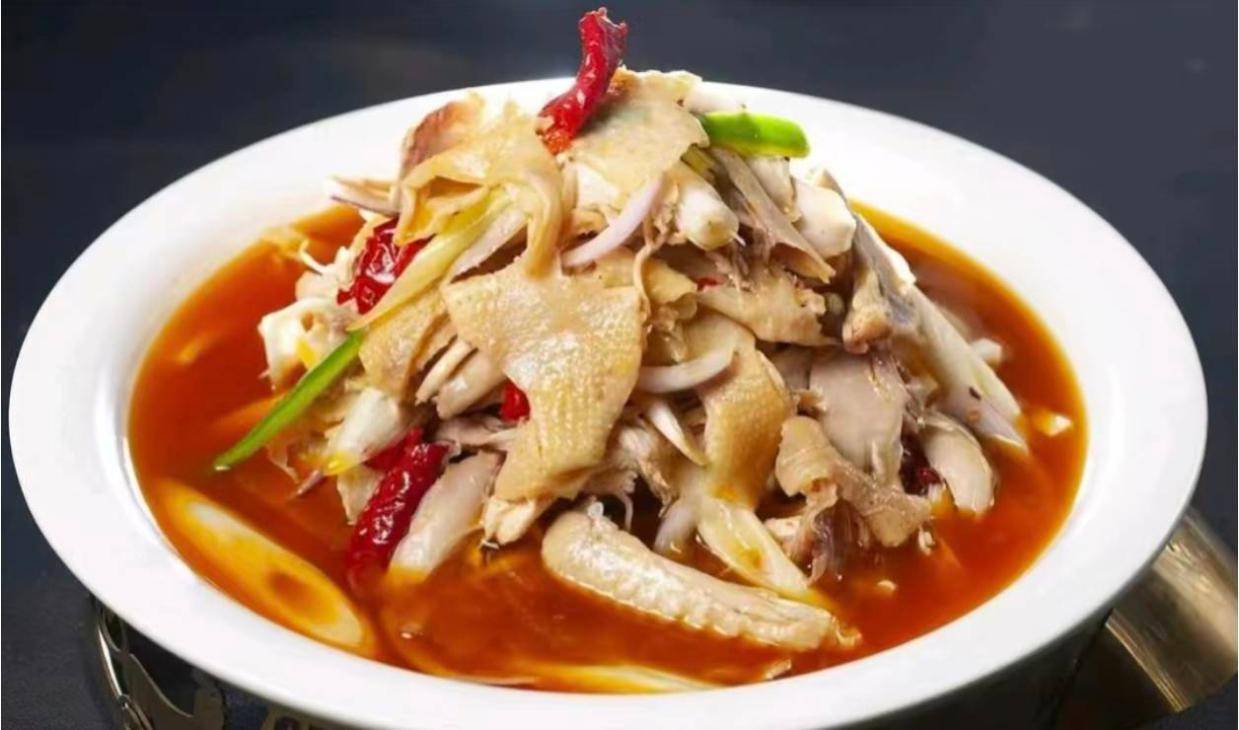 探秘新疆菜：传统与创新交织的美食盛宴