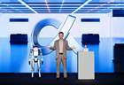 聚焦MWC 荣耀CEO李健:手机不应是“无聊黑色方块”,要赋予它大脑手脚