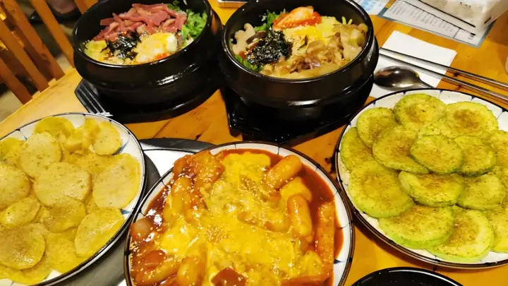 冬天最好吃的不是火锅是它,边吃边做,热乎乎美滋滋,好吃不上火