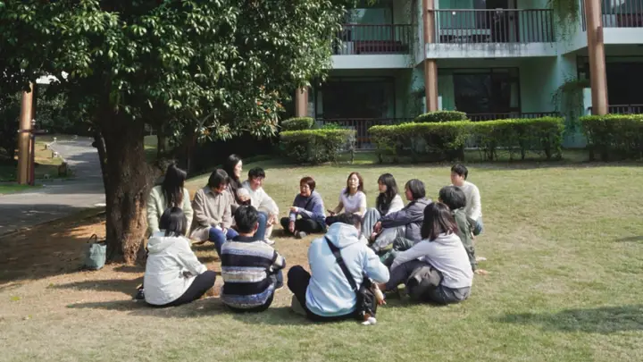致青年写作者：你没被看见的这些年，我们一直在找你