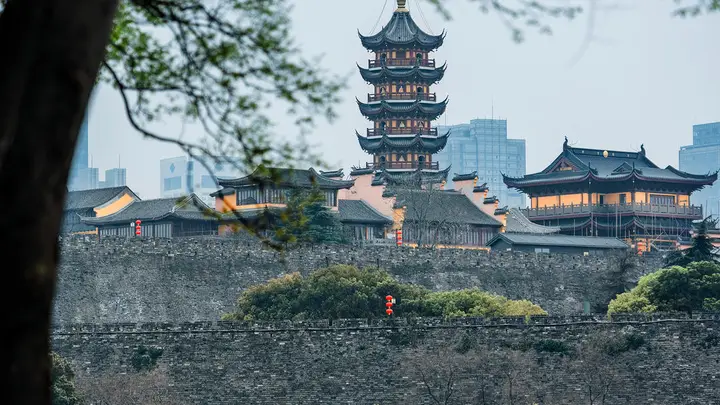 北京南京西安成最受欢迎文化避暑游目的地TOP3