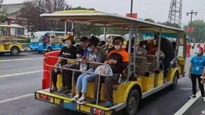 一家4口景区门票竟要5000元?宰客套路终于玩不下去了!