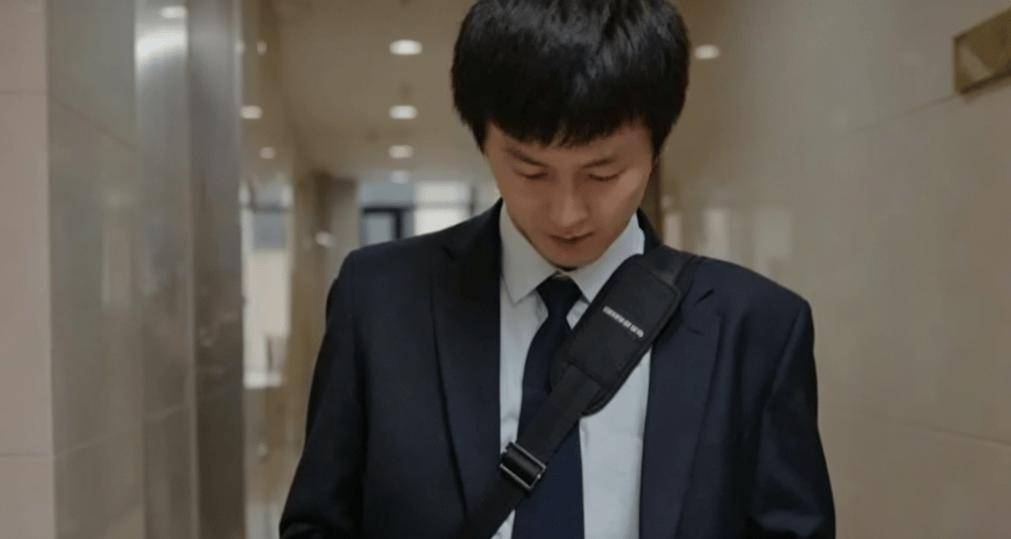 保险卖不动了吗？为何“保险销售员”少了700万人？